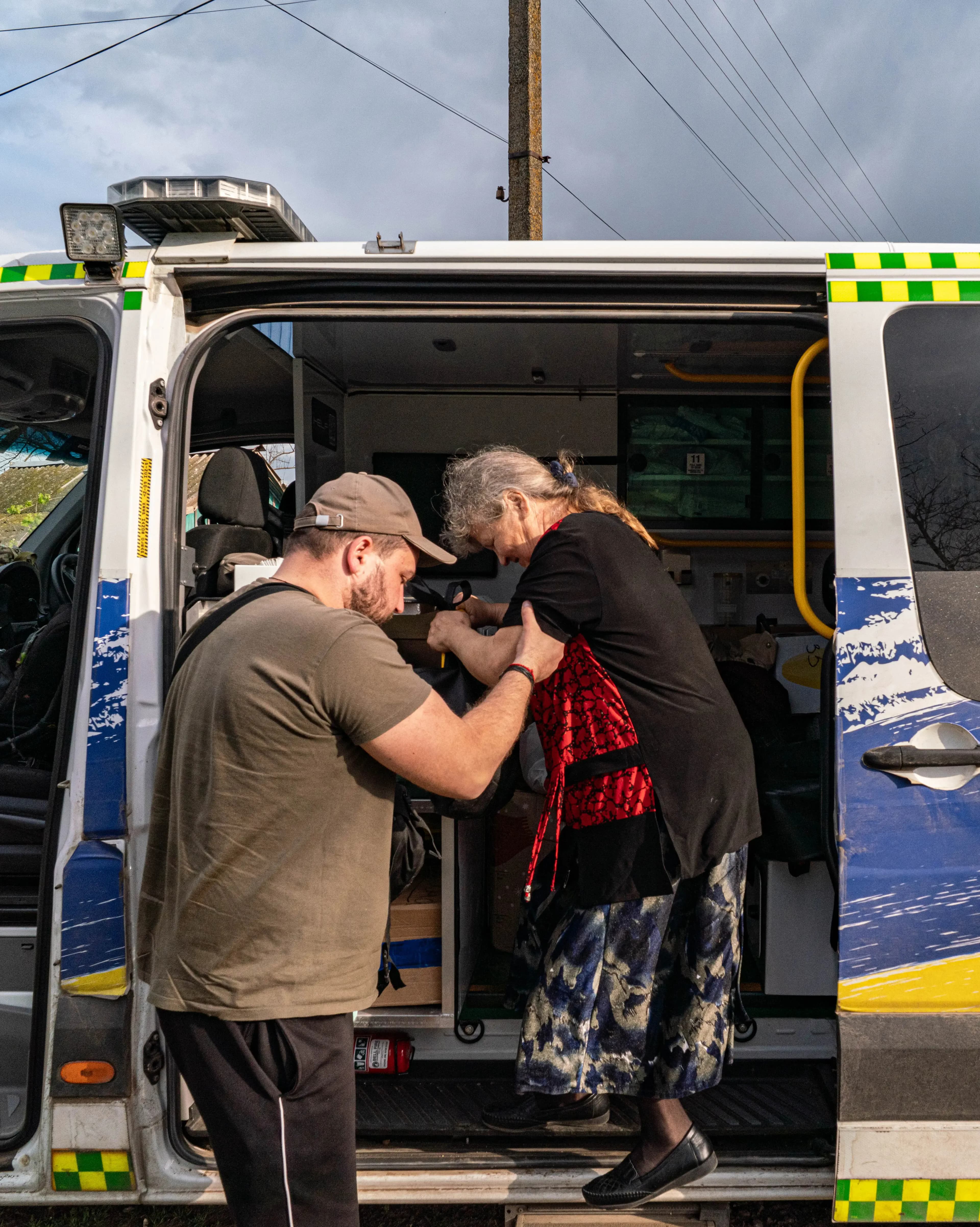 iHELP. Програма соціального таксі «Дорога життя. Південь»